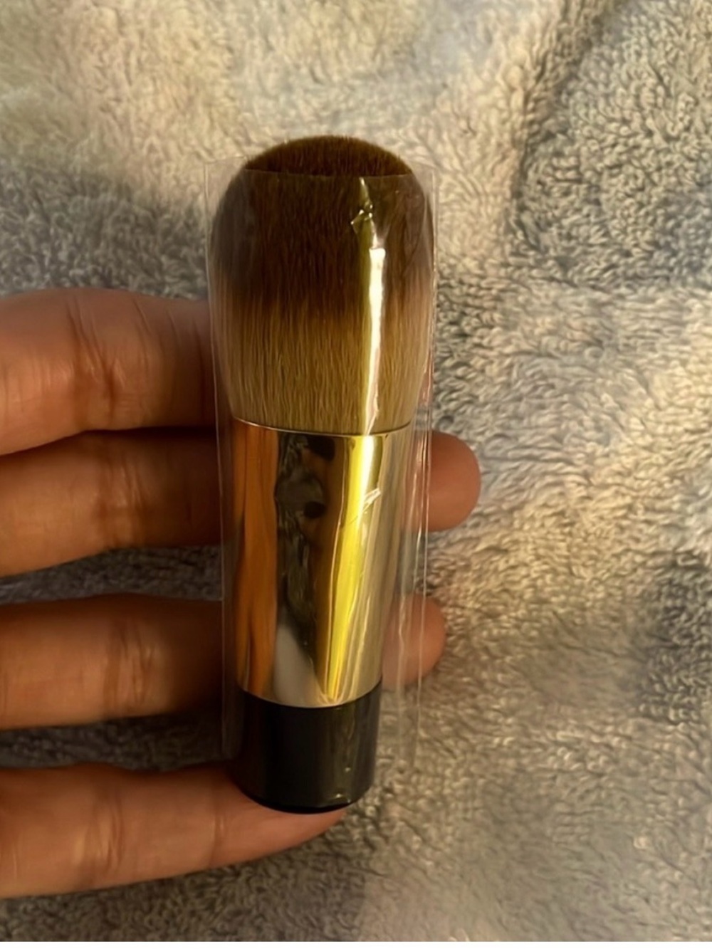 🆕🎀CHANEL - Gold and Brown Sublimage Kabuki Makeup foundation Brush